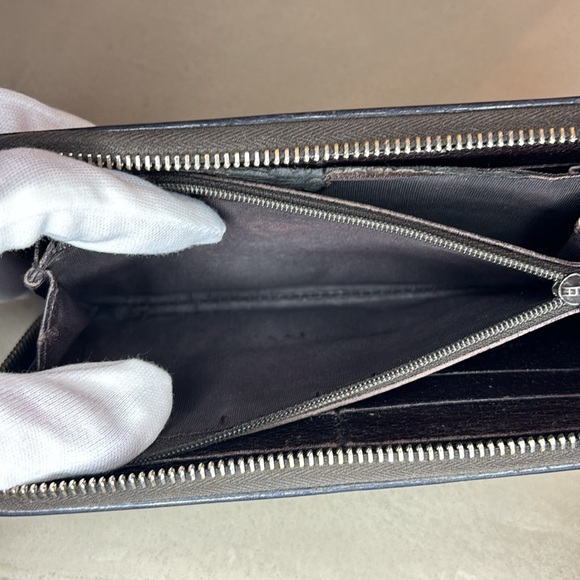 GUCCI | Queen Margaret Leather and Canvas Long Zip Around Wallet - Picture 8 of 10